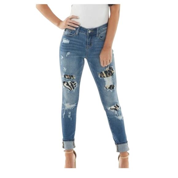 Judy Blue Leopard Print Patch Distressed Ripped Skinny Fit Rolled Jeans 7/28 - Picture 1 of 12